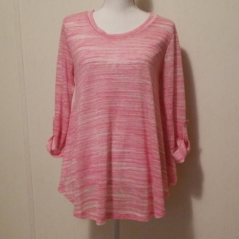 AB2 - 3/4 inch sleeve pink and whit high low shirt